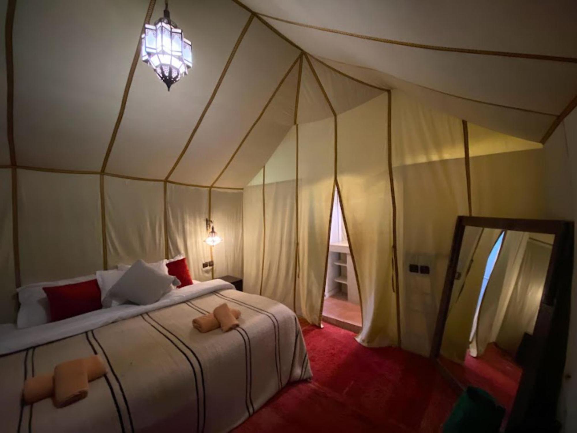 Merzouga Desert Campsite &Activities Buitenkant foto
